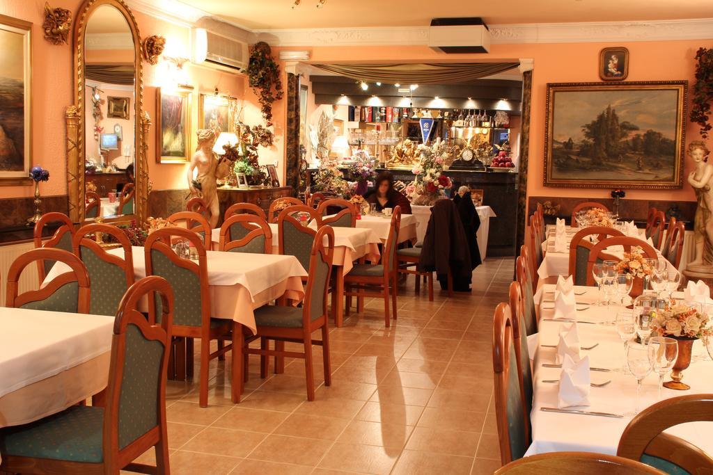 Hotel Vila Tina Zagreb Luaran gambar