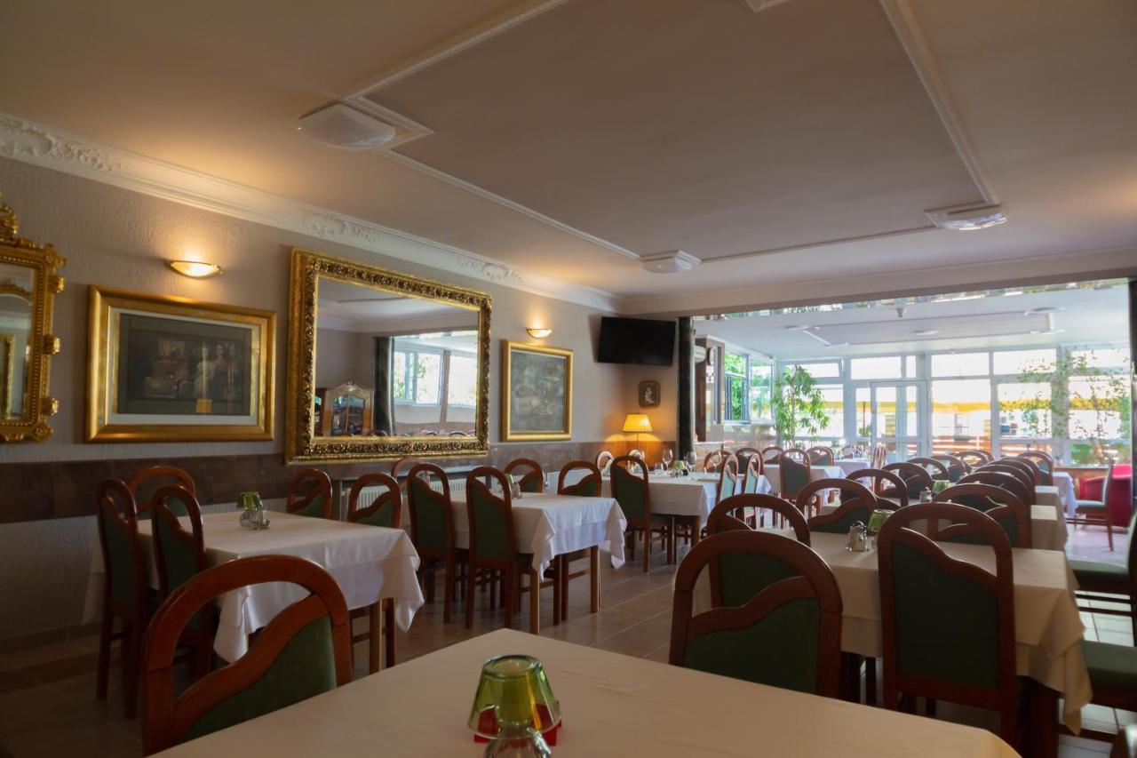 Hotel Vila Tina Zagreb Luaran gambar