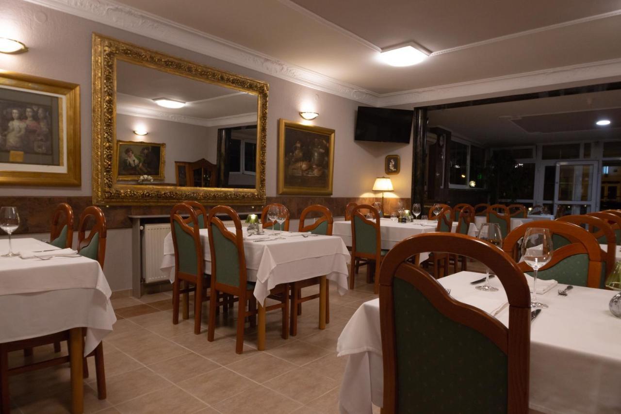 Hotel Vila Tina Zagreb Luaran gambar